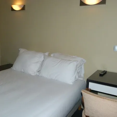 Du Jura Hotel Parigi